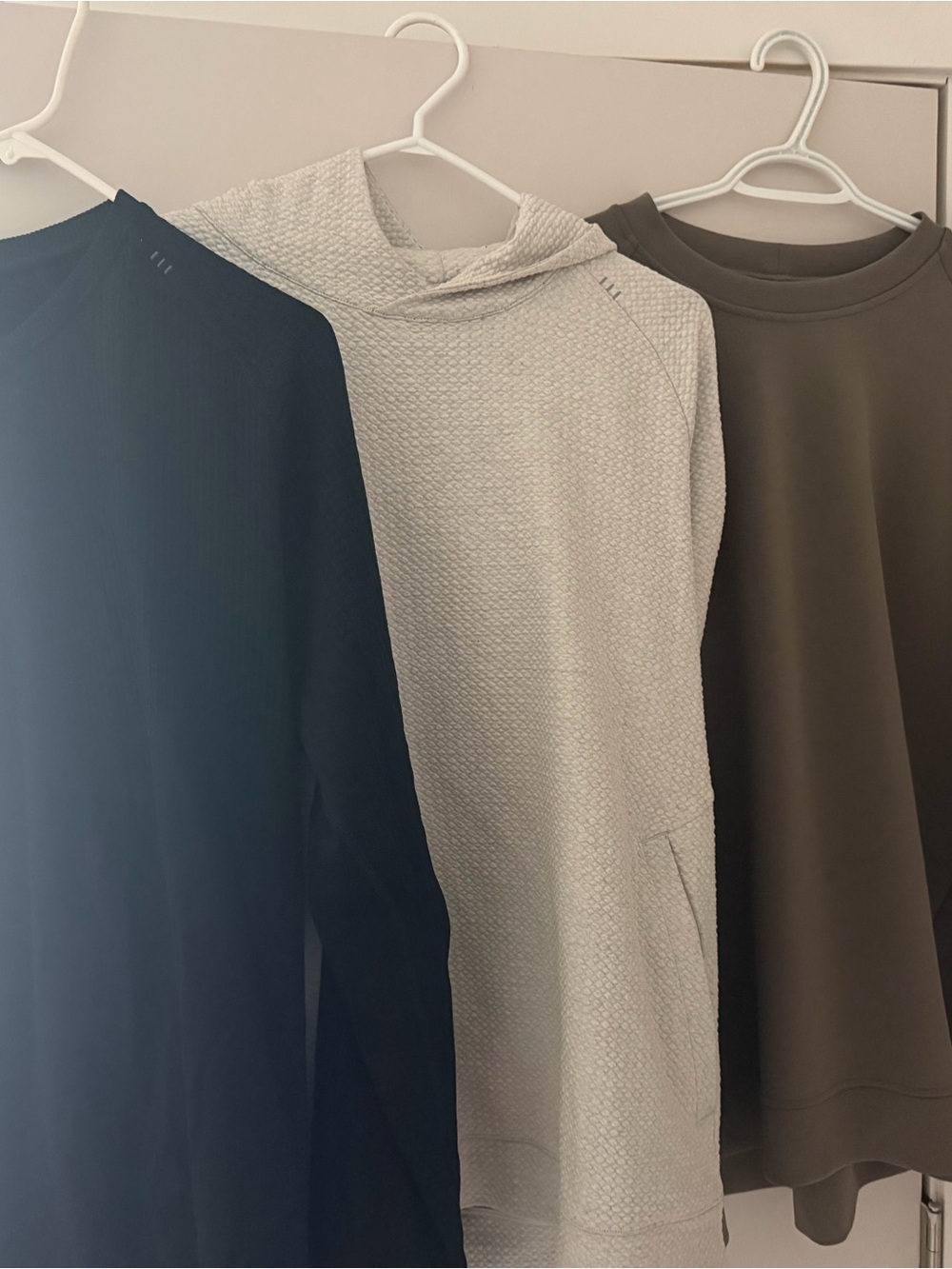 Men's Lululemon BundleTextured Hoodie Sweatshirt, Engineered Crew, Smooth Spacer